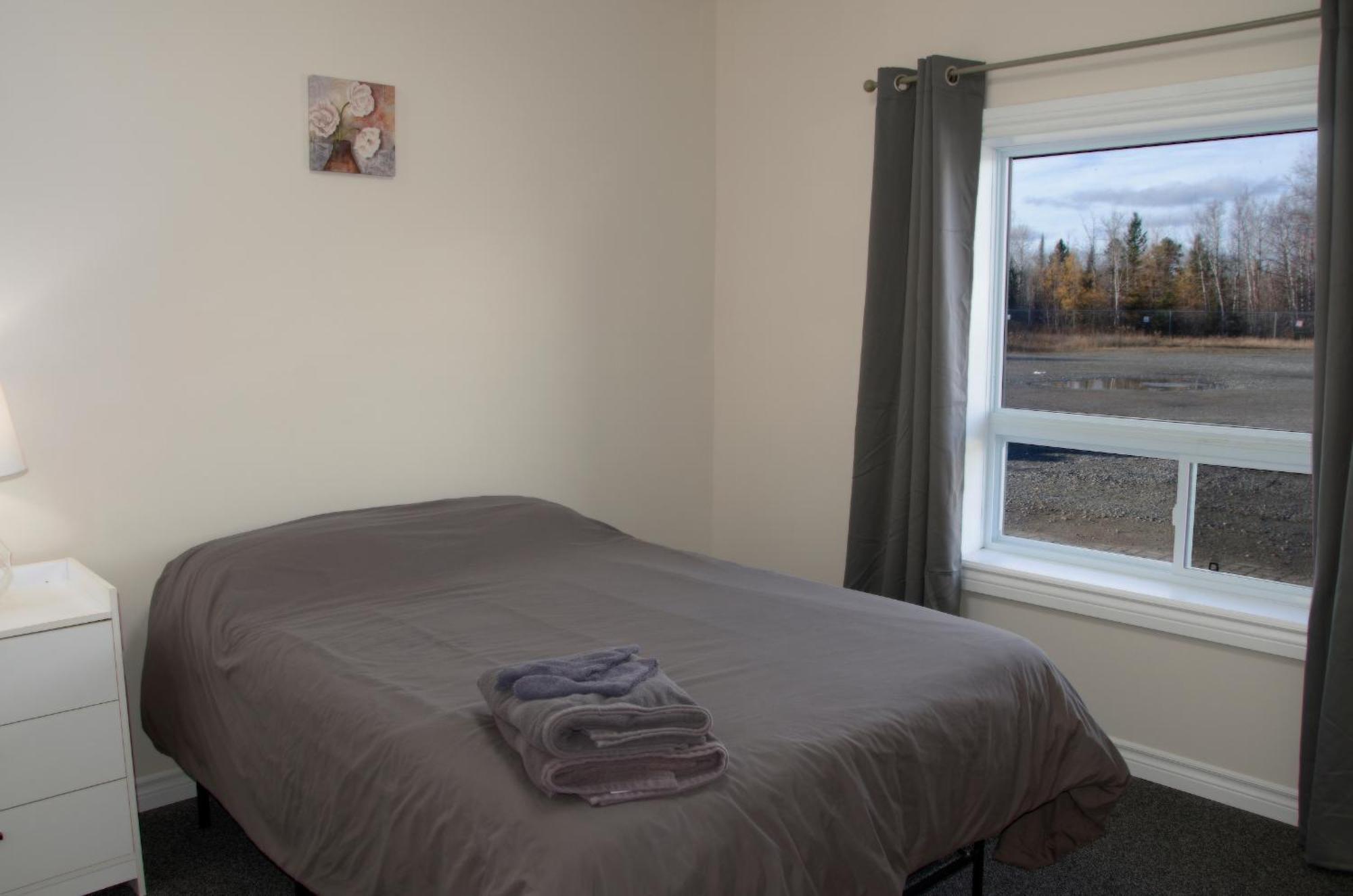 Prospectors Inn Kirkland Lake Ngoại thất bức ảnh